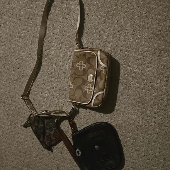 Coach bundle - Picture 2 of 9